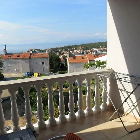 Apartmani Tomicic Malinska Exterior photo