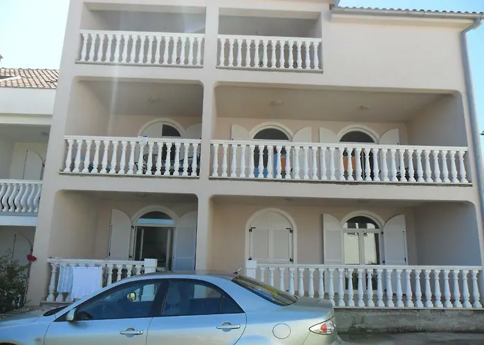 Apartmani Tomicic