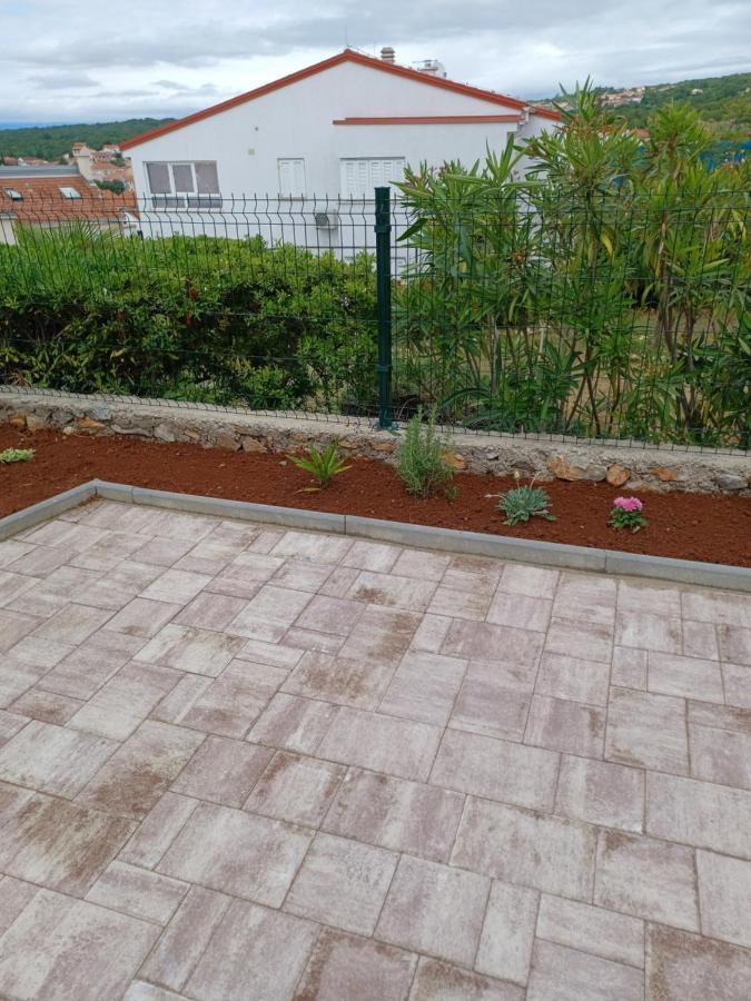 Apartament Tomicic *