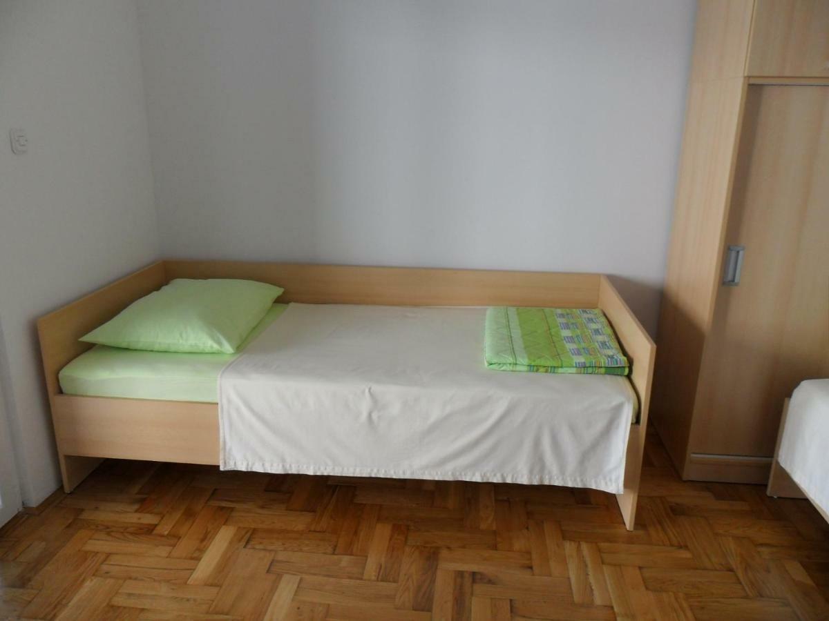 Tomicic Apartment *