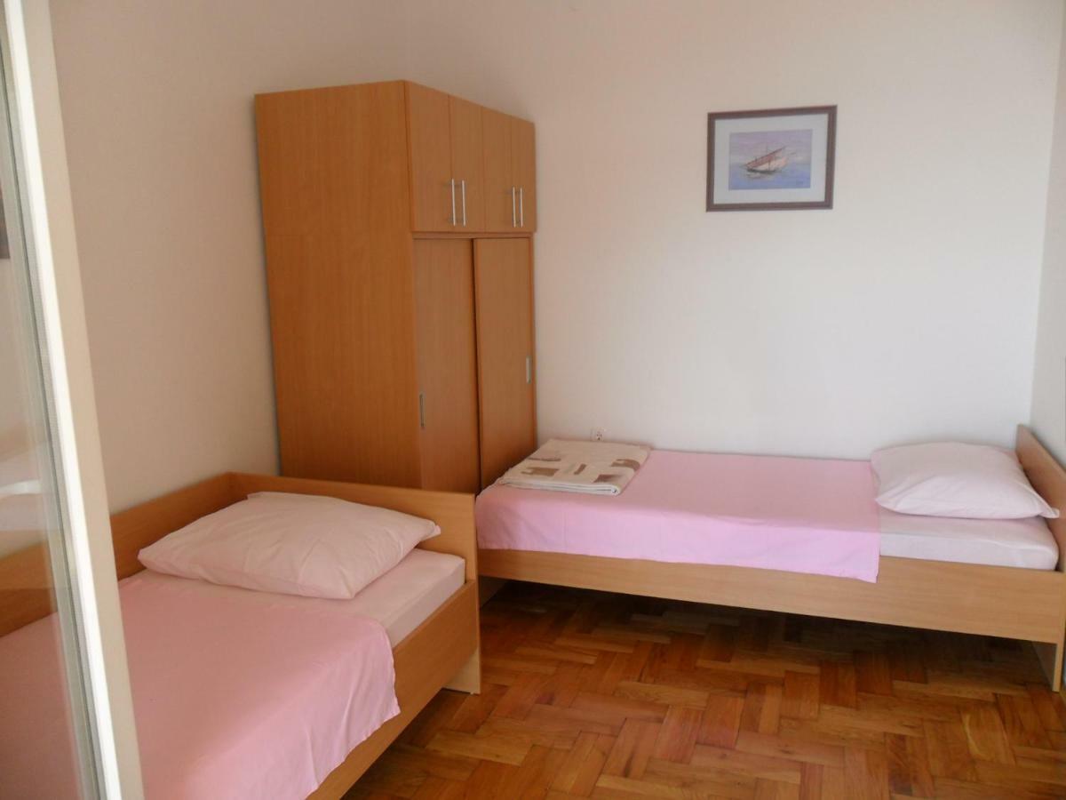 Tomicic Apartment *